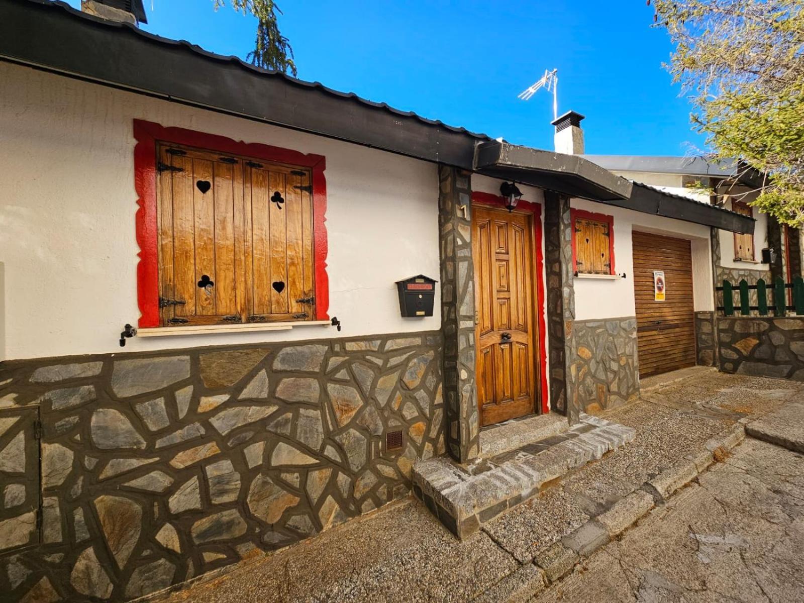 Imeda Casa 6 Estrellas Сиера Невада Екстериор снимка